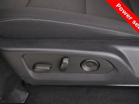 Used 2024 GMC Canyon Elevation w/ Convenience Package AWD/4WD image 15