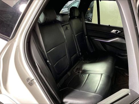 Used 2022 BMW X5 sDrive40i w/ M Sport Package RWD image 26
