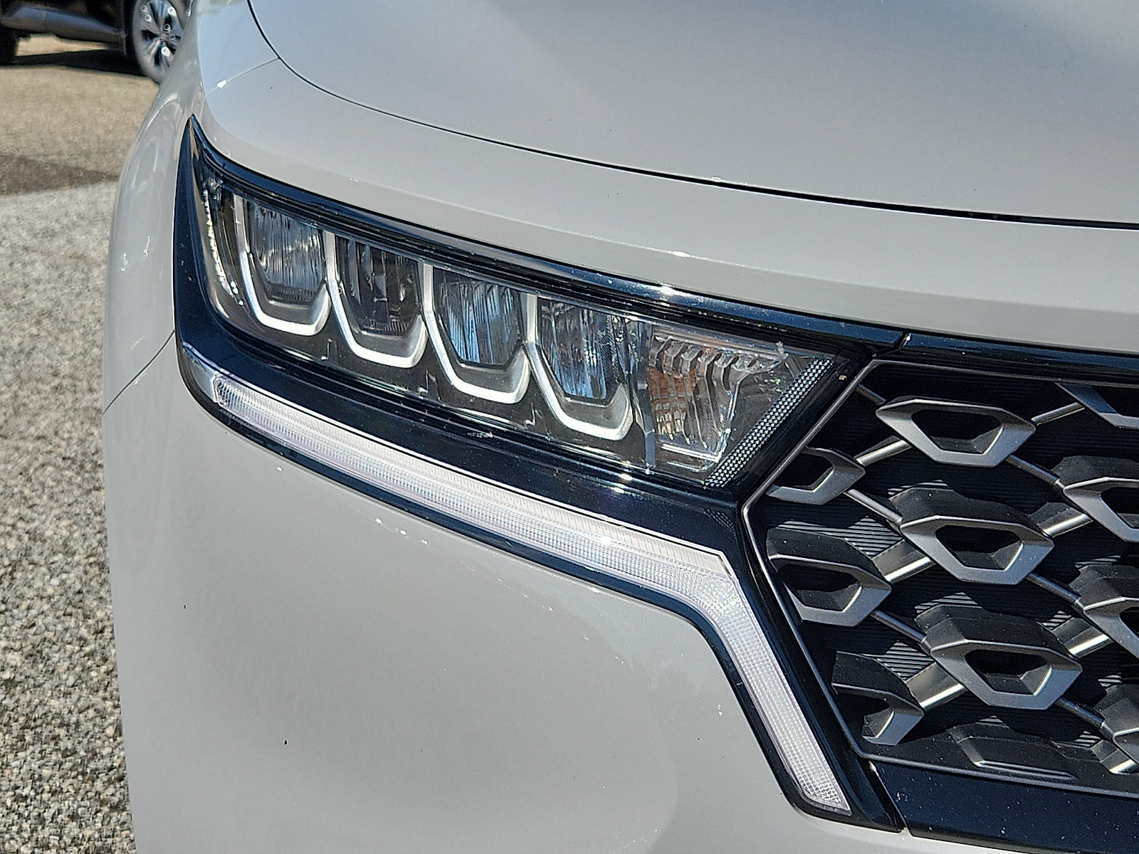 Used 2023 Kia Sorento S w/ Panoramic Sunroof Package AWD/4WD image 8