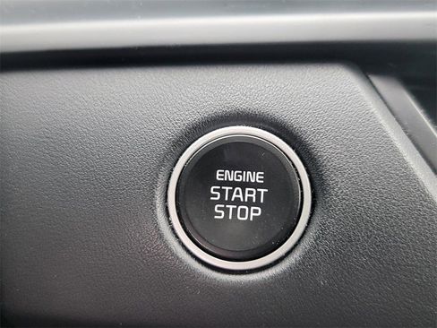 Used 2024 Kia Seltos EX image 21