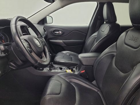 Used 2019 Jeep Cherokee Limited AWD/4WD image 17