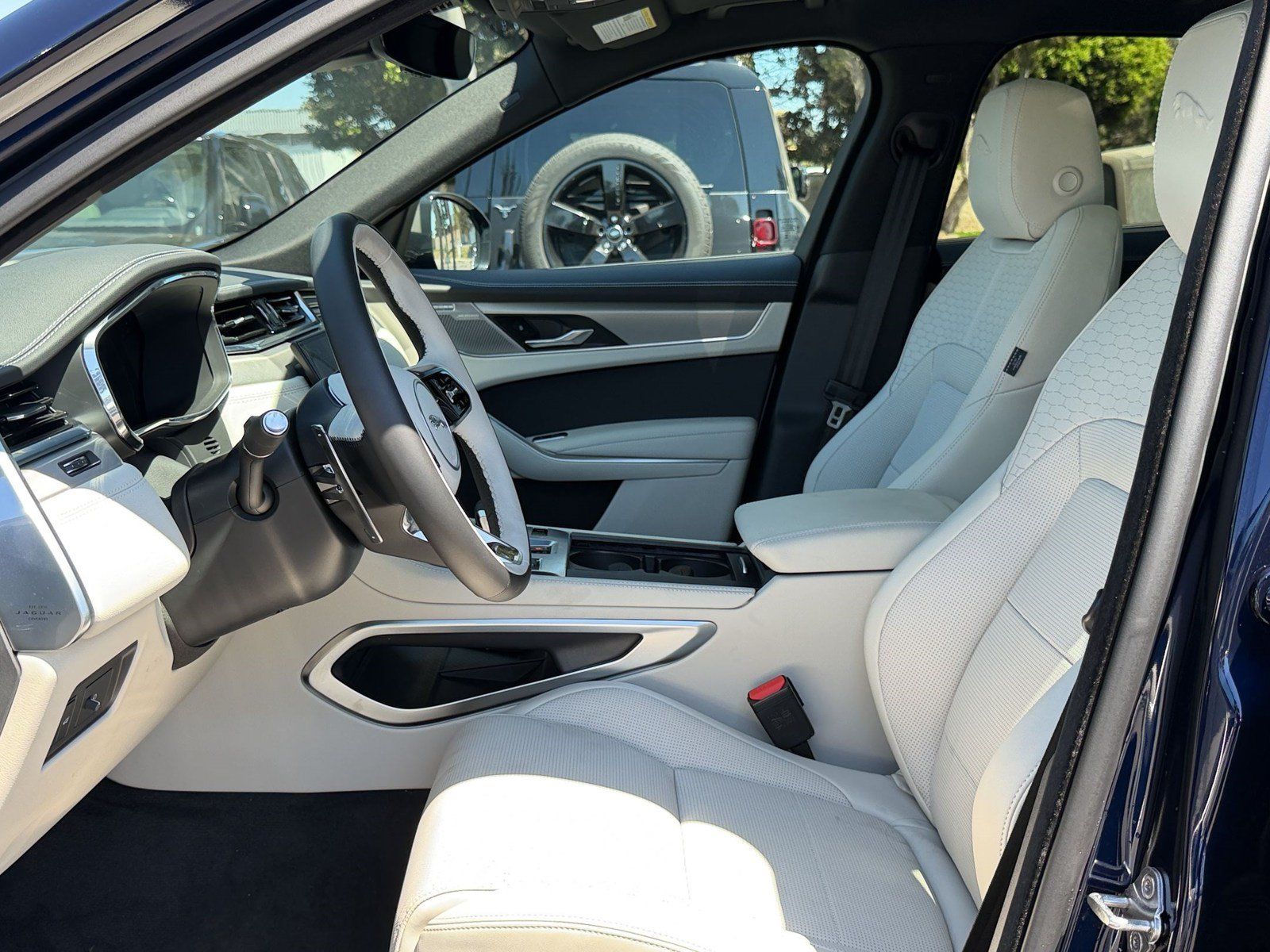 New 2026 Jaguar F-PACE R-Dynamic S AWD/4WD image 5