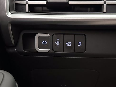 Used 2026 Hyundai Santa Fe SEL FWD image 17