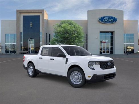 New 2025 Ford Maverick XL image 7