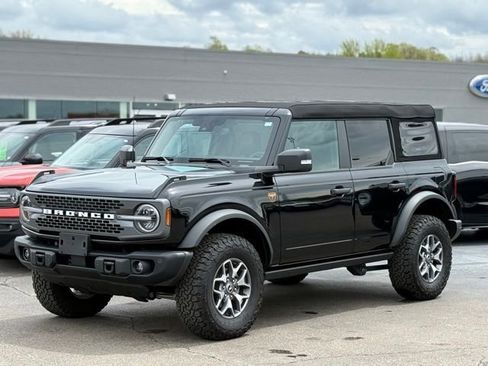 Used 2025 Ford Bronco Badlands AWD/4WD image 37