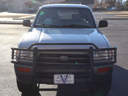 Used 1998 Toyota 4Runner 4WD image 12
