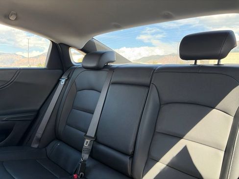 Used 2023 Chevrolet Malibu LT FWD image 28