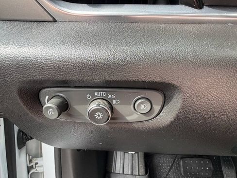 Used 2019 Chevrolet Traverse LT AWD/4WD image 31