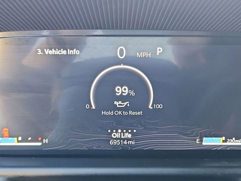 Used 2024 Jeep Wagoneer L Series III w/ Flexible Seating Group image 13