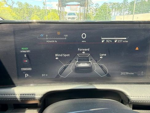 Used 2024 Nissan Ariya FWD image 15