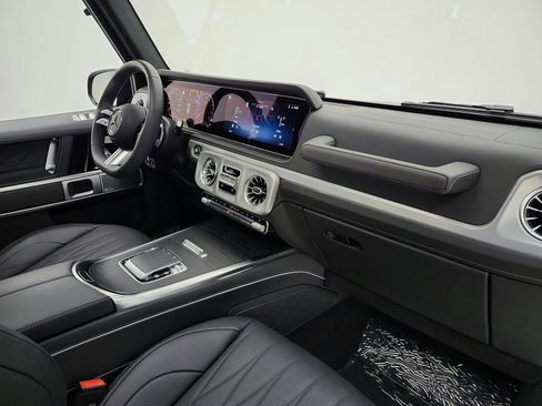 Certified 2025 Mercedes-Benz G 550 image 25