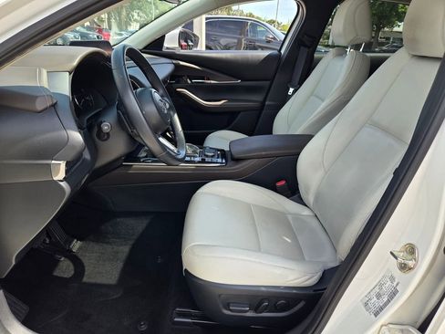 Used 2022 MAZDA CX-30 AWD 2.5 S w/ Premium Package image 4