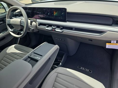 New 2026 Kia EV9 Land AWD/4WD image 12