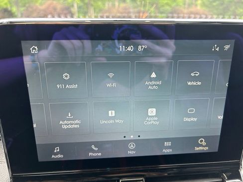 Used 2020 Lincoln Navigator Reserve w/ Luxury Package AWD/4WD image 32