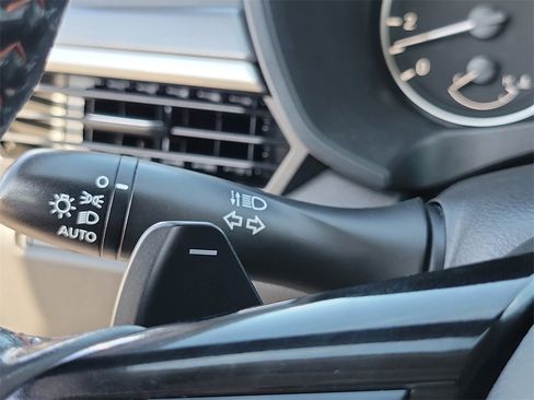 Used 2023 Nissan Altima 2.5 SR image 8