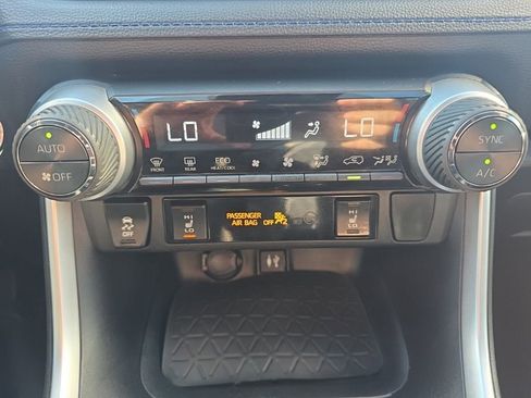 Used 2019 Toyota RAV4 XSE w/ XSE Weather Package image 30