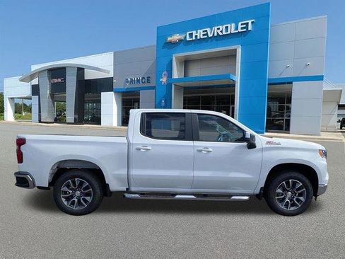 New 2026 Chevrolet Silverado 1500 LT w/ Z71 Off-Road Package AWD/4WD image 4