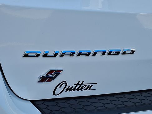 Used 2025 Dodge Durango GT image 30