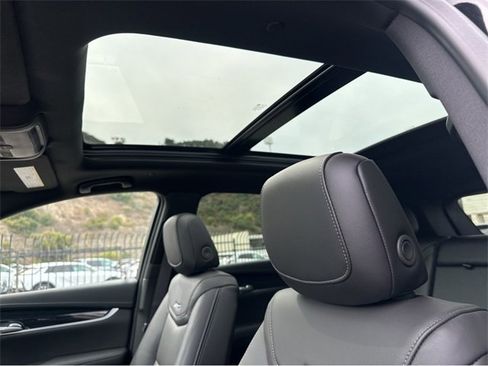 New 2025 Cadillac XT5 Premium Luxury image 23