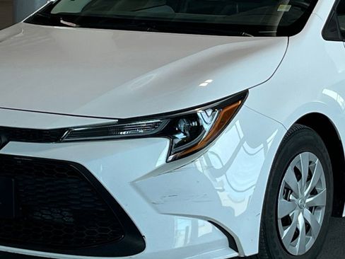 Used 2020 Toyota Corolla L FWD image 5
