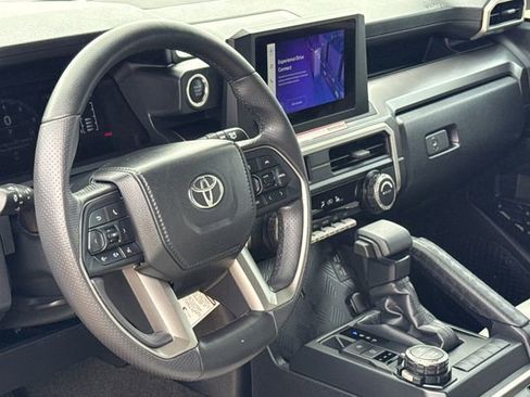 Used 2026 Toyota 4Runner SR5 AWD/4WD image 19