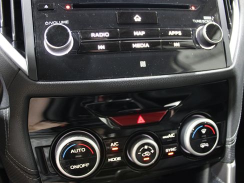 Used 2019 Subaru Forester Limited w/ Popular Package #3 AWD/4WD image 16