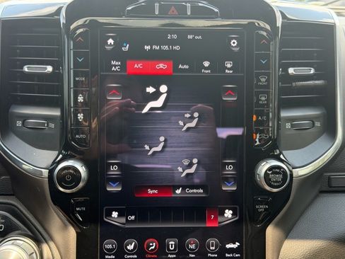Used 2020 RAM 1500 Laramie AWD/4WD image 18