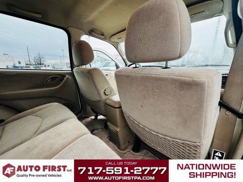 Used 2004 MAZDA Tribute LX image 19