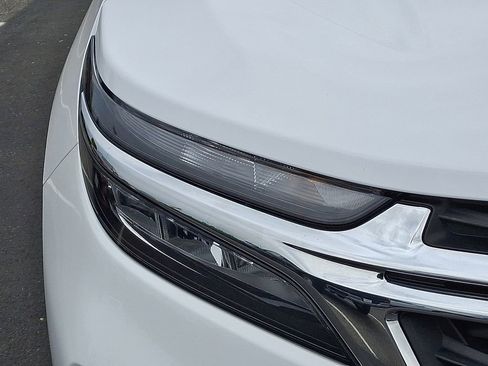 Certified 2023 Chevrolet Equinox LS FWD image 9
