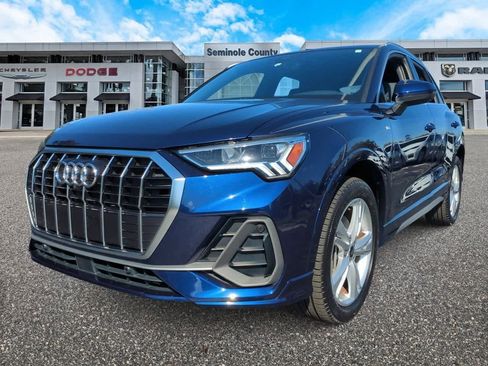 Used 2022 Audi Q3 2.0T Premium Plus w/ Premium Plus Package image 4