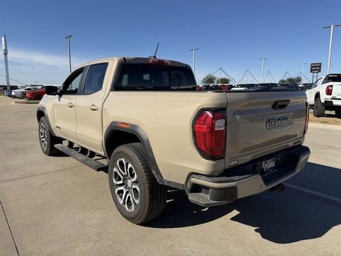 Used 2024 GMC Canyon AT4 w/ AT4 Premium Package image 5