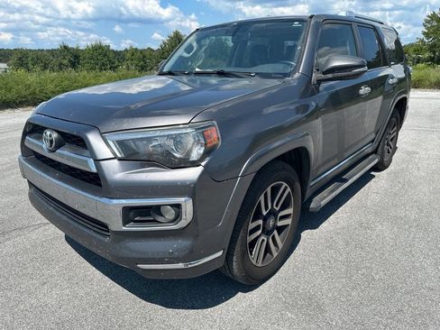 Used 2014 Toyota 4Runner Limited RWD image 2