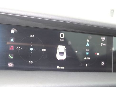 Used 2022 Porsche Taycan 4S image 33