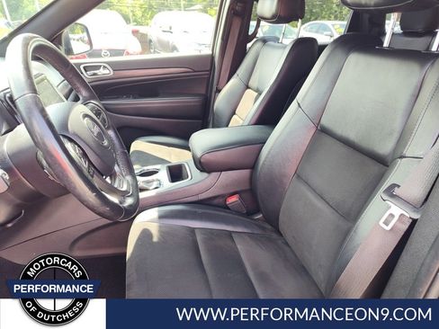 Used 2021 Jeep Grand Cherokee Laredo X AWD/4WD image 12