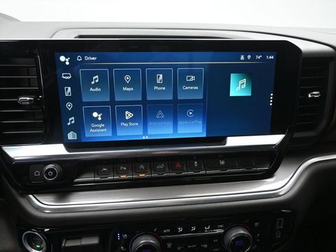 Used 2024 Chevrolet Silverado 1500 High Country w/ High Country Premium Package image 9