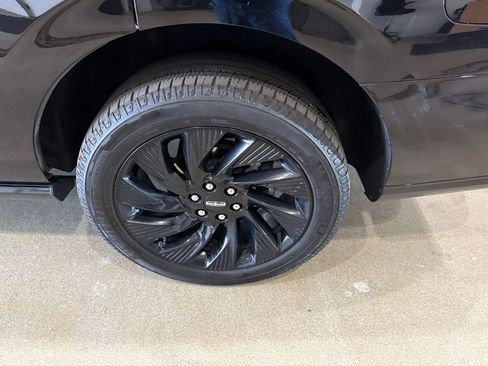 Used 2025 Lincoln Navigator Reserve w/ Jet Appearance Package AWD/4WD image 10