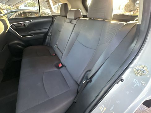 Used 2020 Toyota RAV4 LE image 26