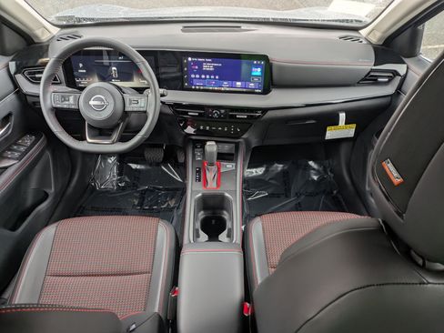 New 2026 Nissan Kicks SV image 10