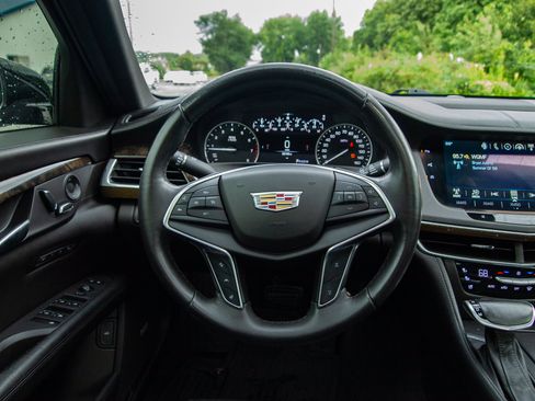Used 2018 Cadillac CT6 Luxury AWD/4WD image 21