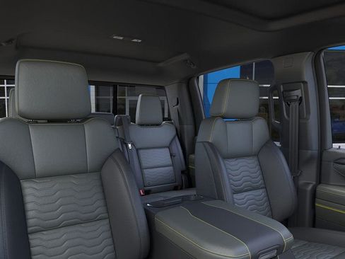 New 2026 Chevrolet Silverado 2500 ZR2 image 24
