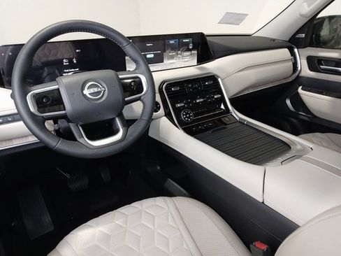 New 2026 Nissan Armada Platinum image 8
