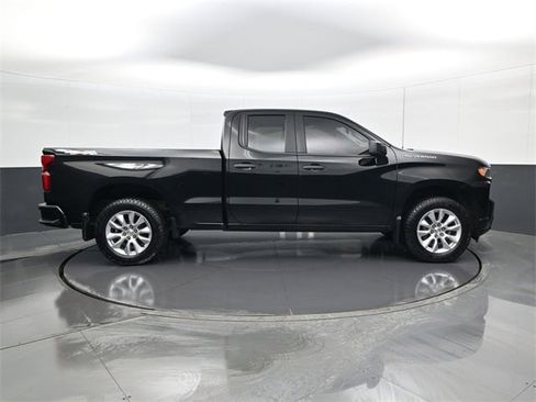 Used 2020 Chevrolet Silverado 1500 Custom image 4