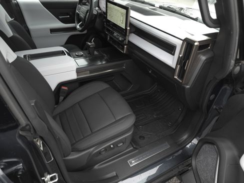 Used 2025 GMC Hummer EV 3X w/ LPO, Dark Essentials Package image 45