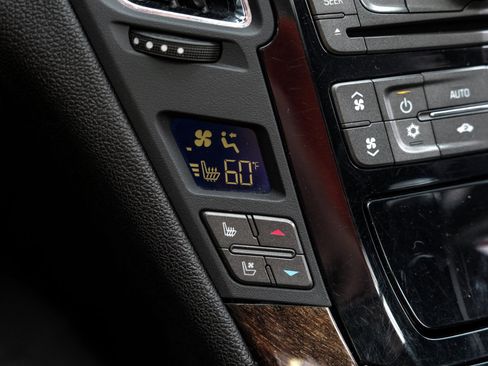 Used 2011 Cadillac CTS V image 25