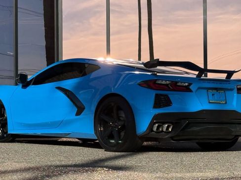 Used 2022 Chevrolet Corvette 3LT w/ Z51 Performance Package image 7