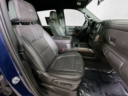 Used 2022 Chevrolet Silverado 3500 High Country image 11