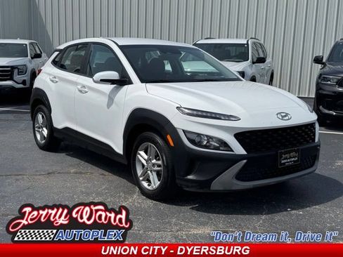 Used 2023 Hyundai Kona SE FWD image 1