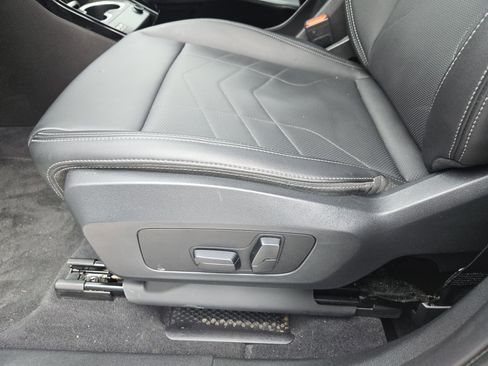 Used 2025 BMW X1 xDrive28i image 28