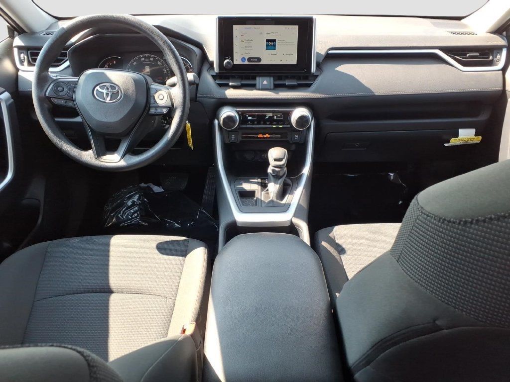 Used 2025 Toyota RAV4 LE FWD image 12