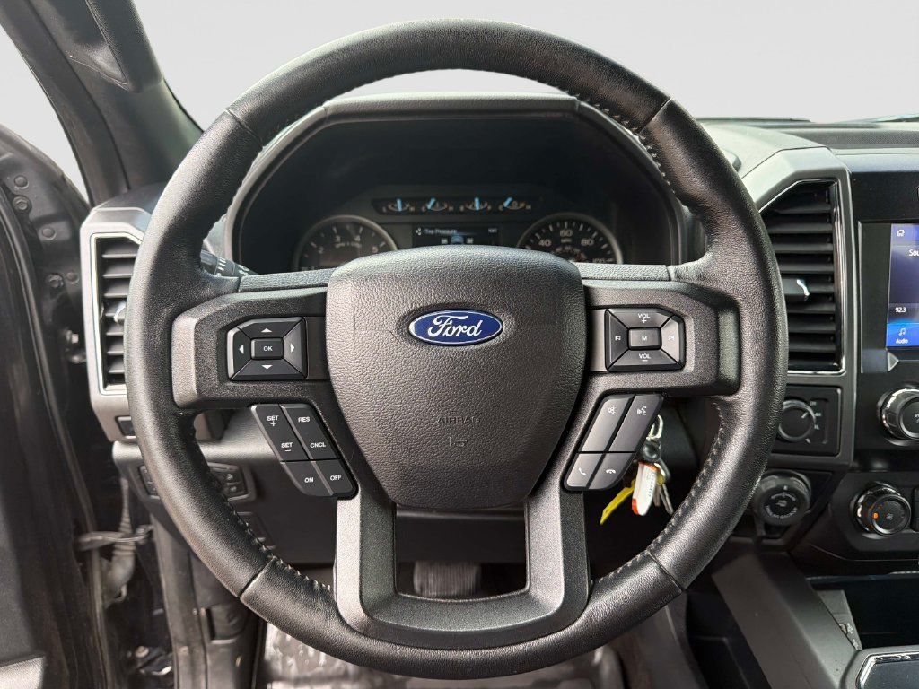 Used 2020 Ford F150 XLT w/ Equipment Group 302A Luxury AWD/4WD image 33